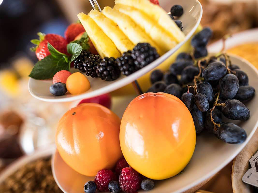 Verschiedenes Obst beim Frühstücksbuffet - Hotel Patriarch